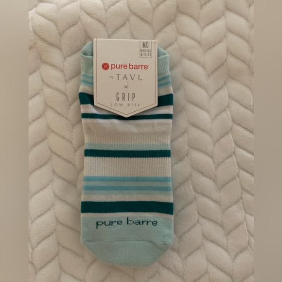 Pure Barre Accessories - Pure Barre Aqua and White Low Rise Whimsy Strip Grip Socks [Medium{